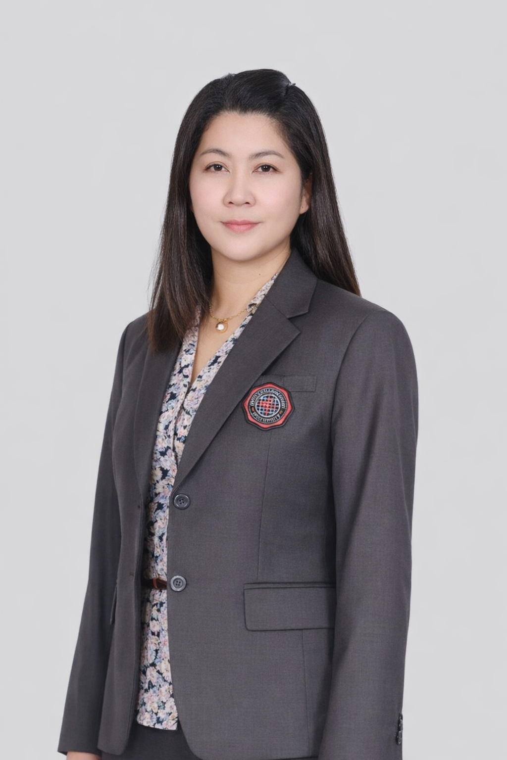 นางสาวลัดดา ดีอินทร์